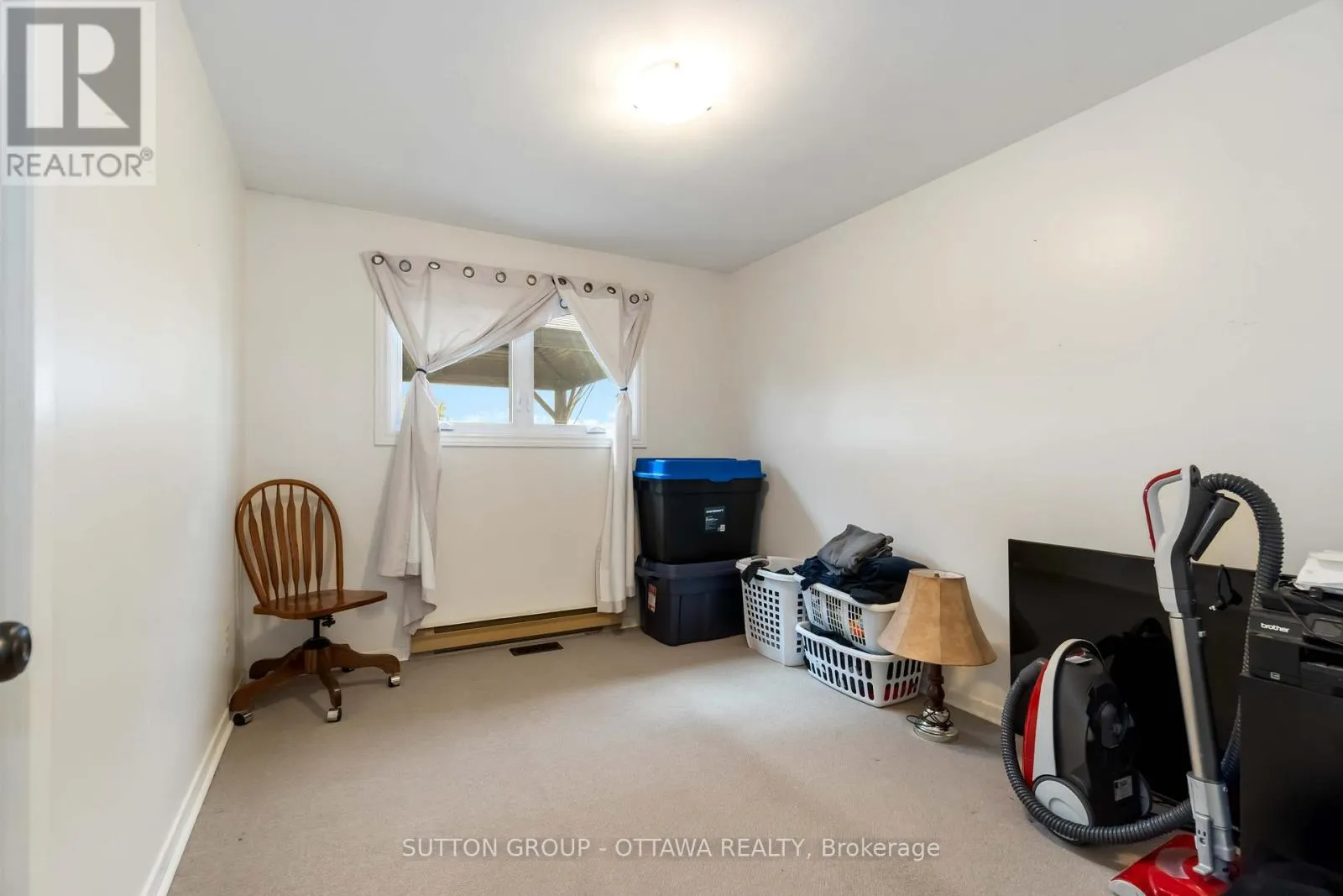 113 TAYLOR ROAD E