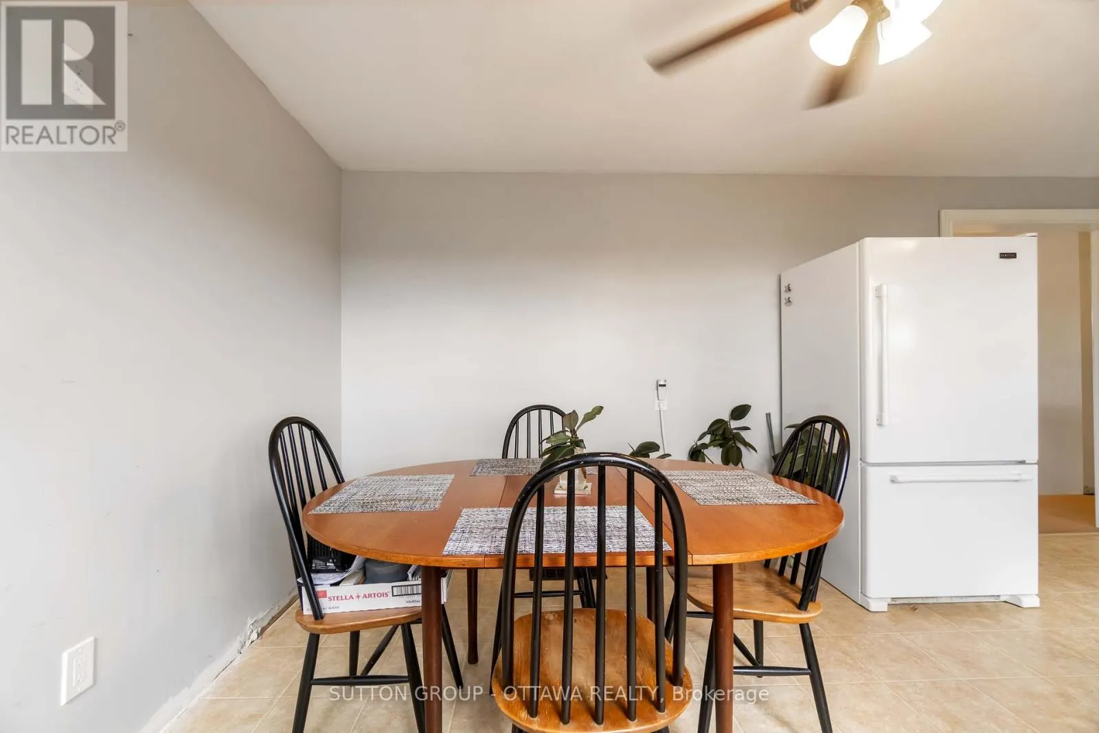 113 TAYLOR ROAD E