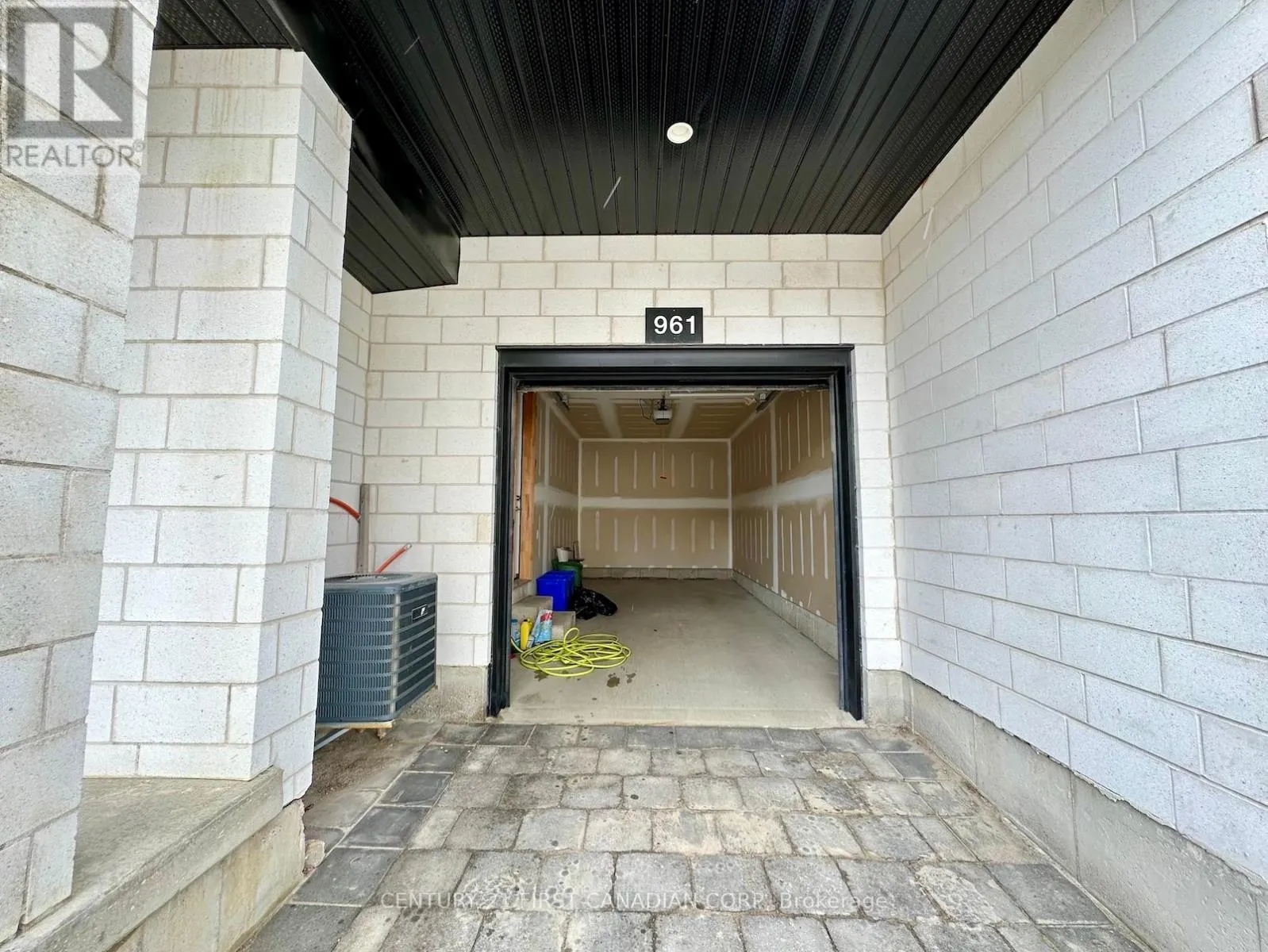 961 - 961 MANHATTAN WAY, #961
