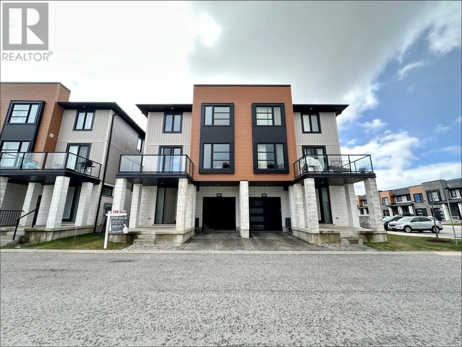 961 - 961 MANHATTAN WAY, #961