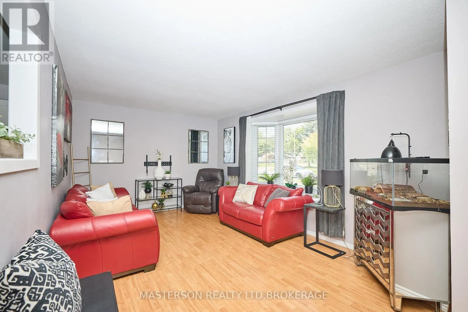 6137 KIRKLAND DRIVE