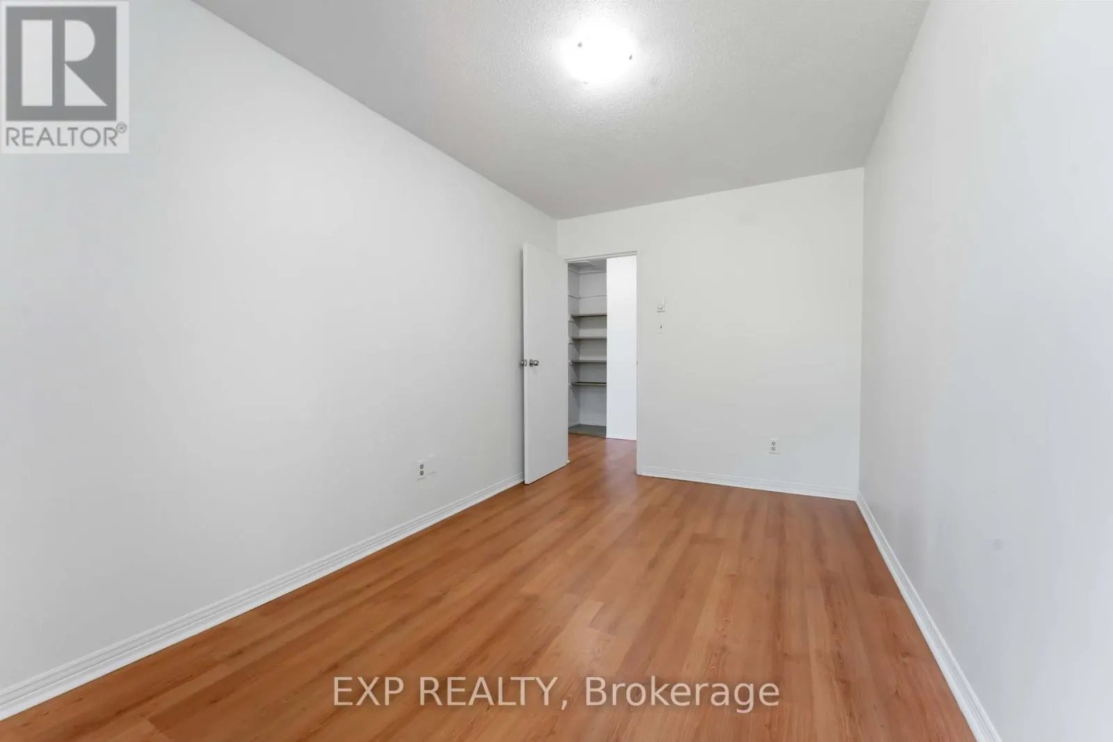 181 - 825 CAHILL DRIVE W