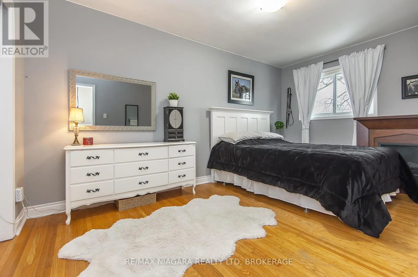 5 GLEN AVENUE