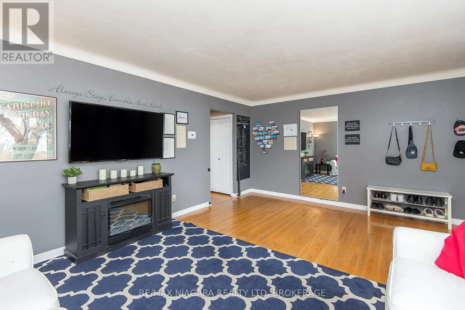 5 GLEN AVENUE