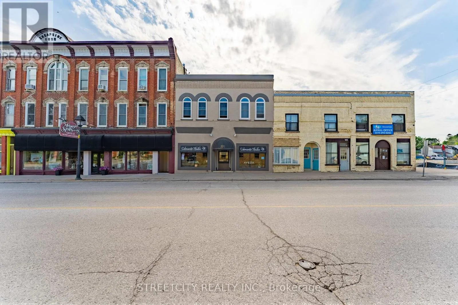 206 MAIN STREET E