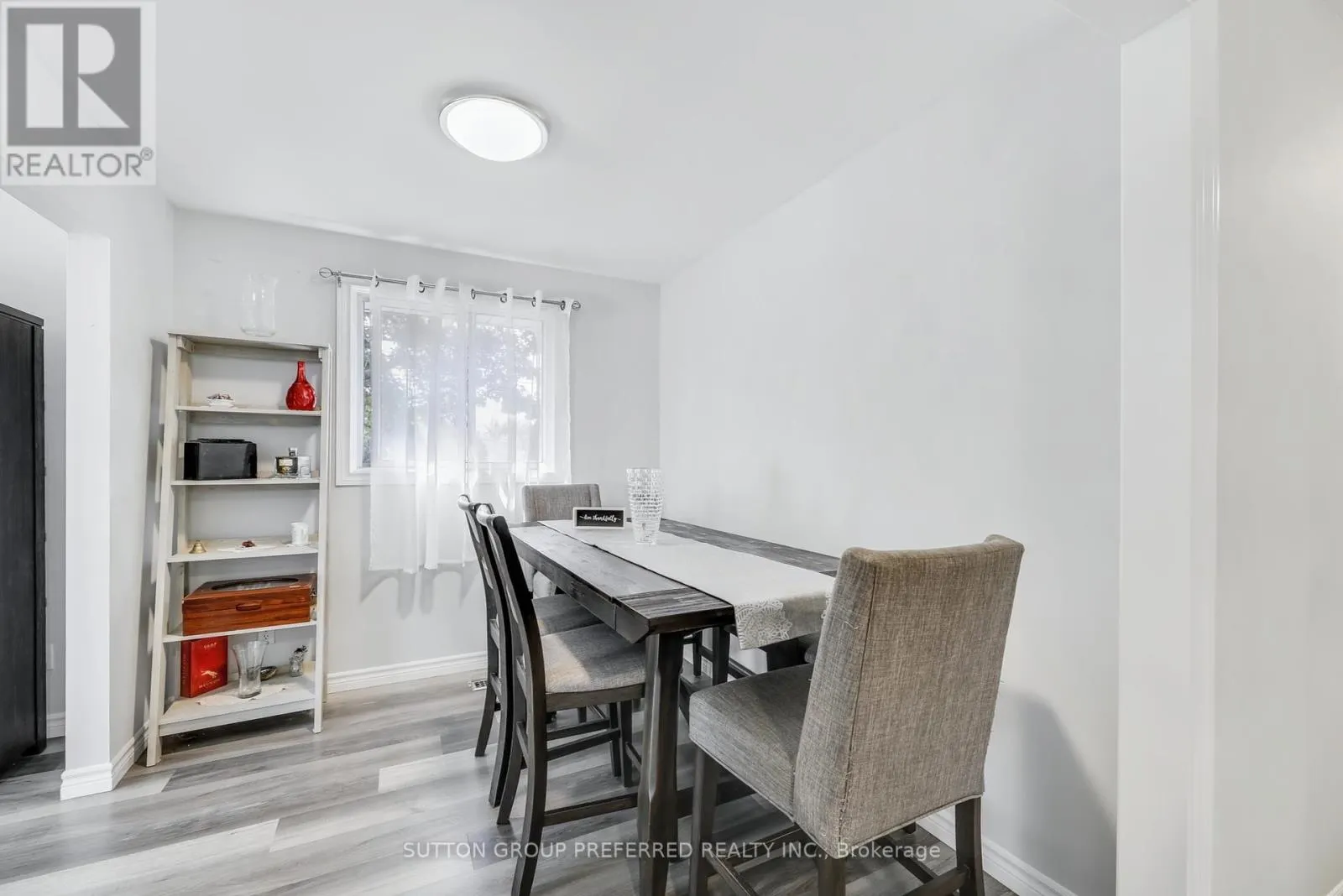 82 LACEY CRESCENT