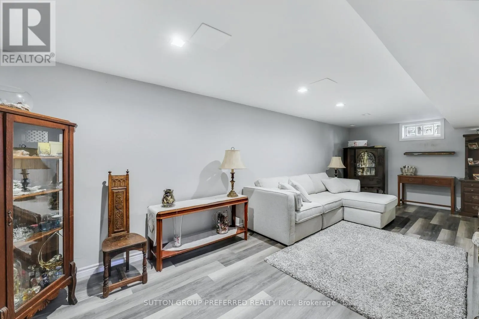 82 LACEY CRESCENT