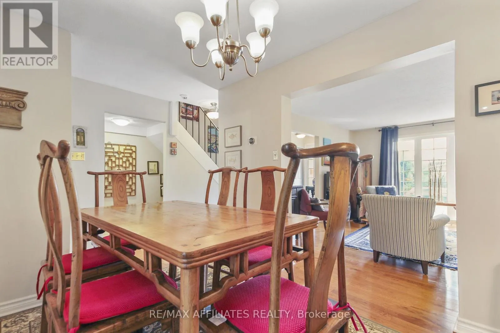 1065 MEADOWLANDS DRIVE