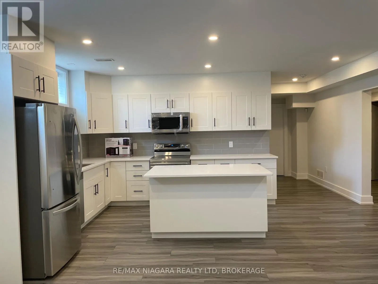 6484 SAM IORFIDA DRIVE