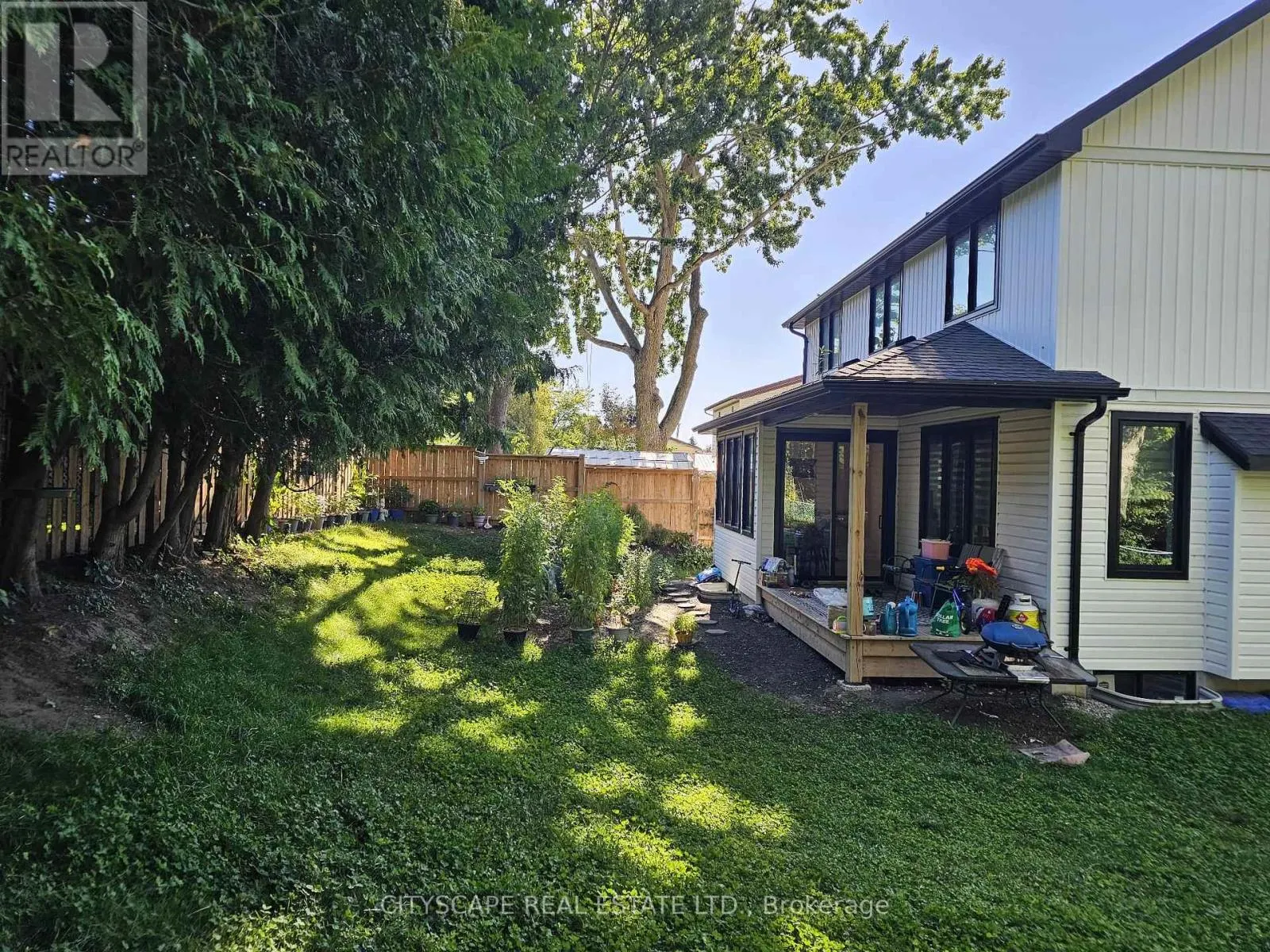 274 BELL STREET