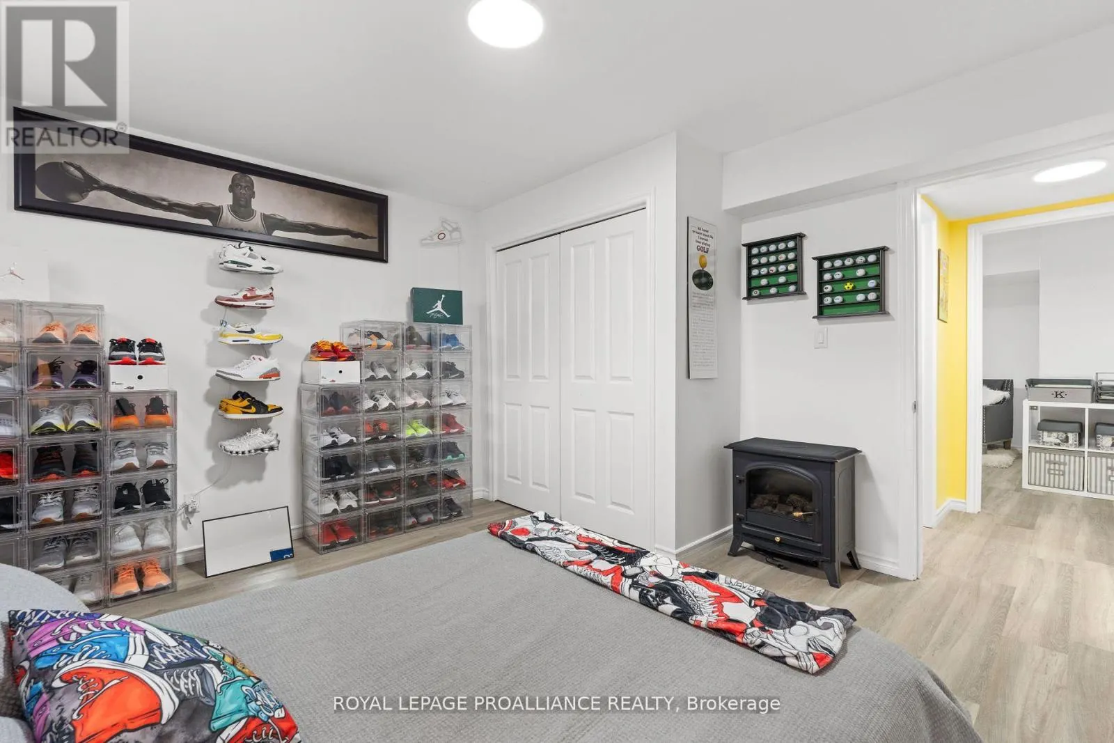 90 ALDERSGATE DRIVE