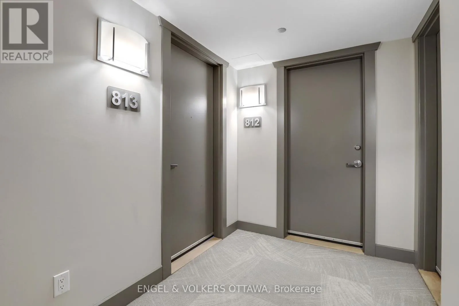 813 - 7 MARQUETTE AVENUE