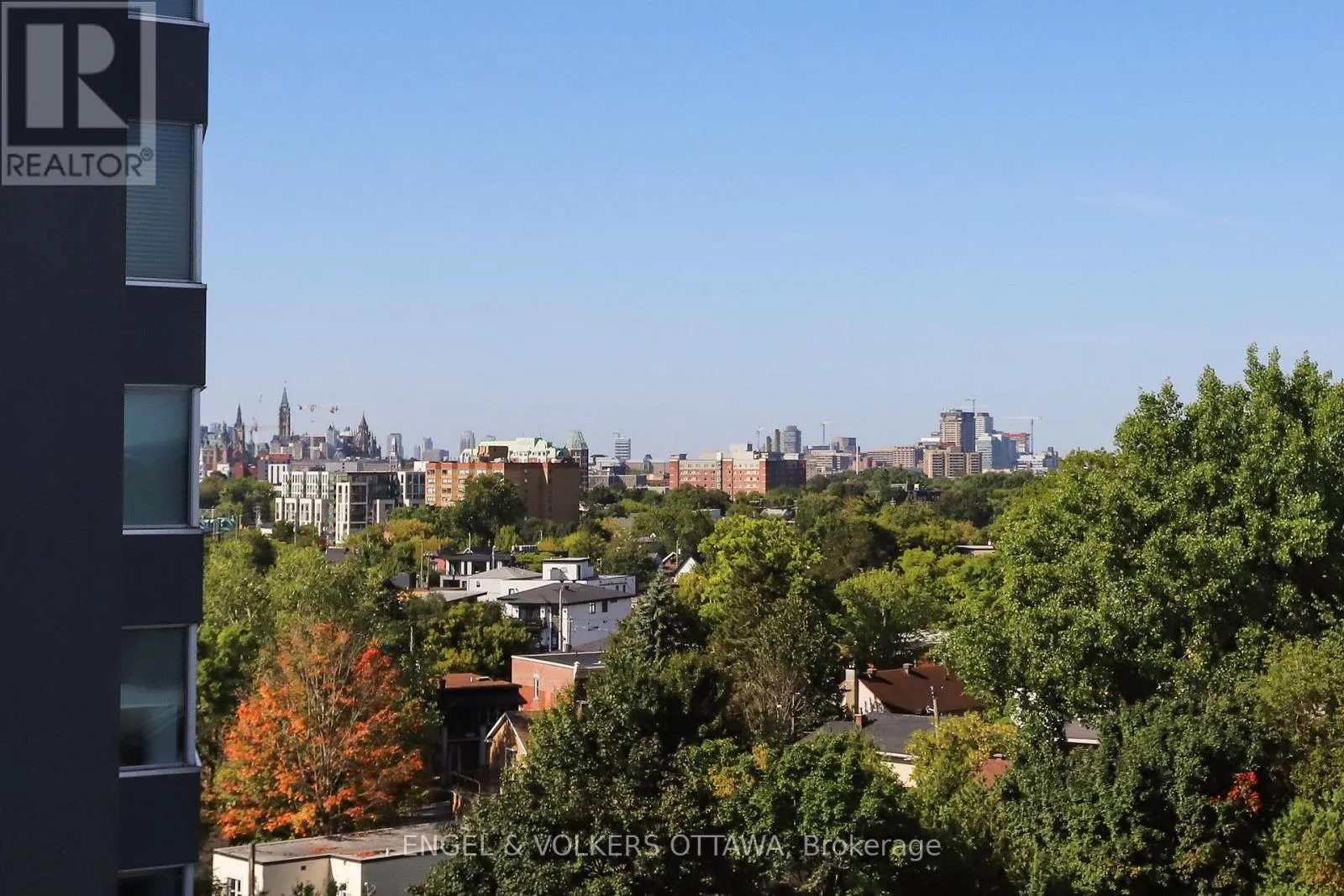 813 - 7 MARQUETTE AVENUE