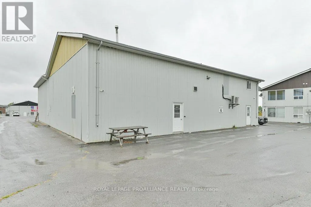 6 - 400 W FRONT STREET, #6