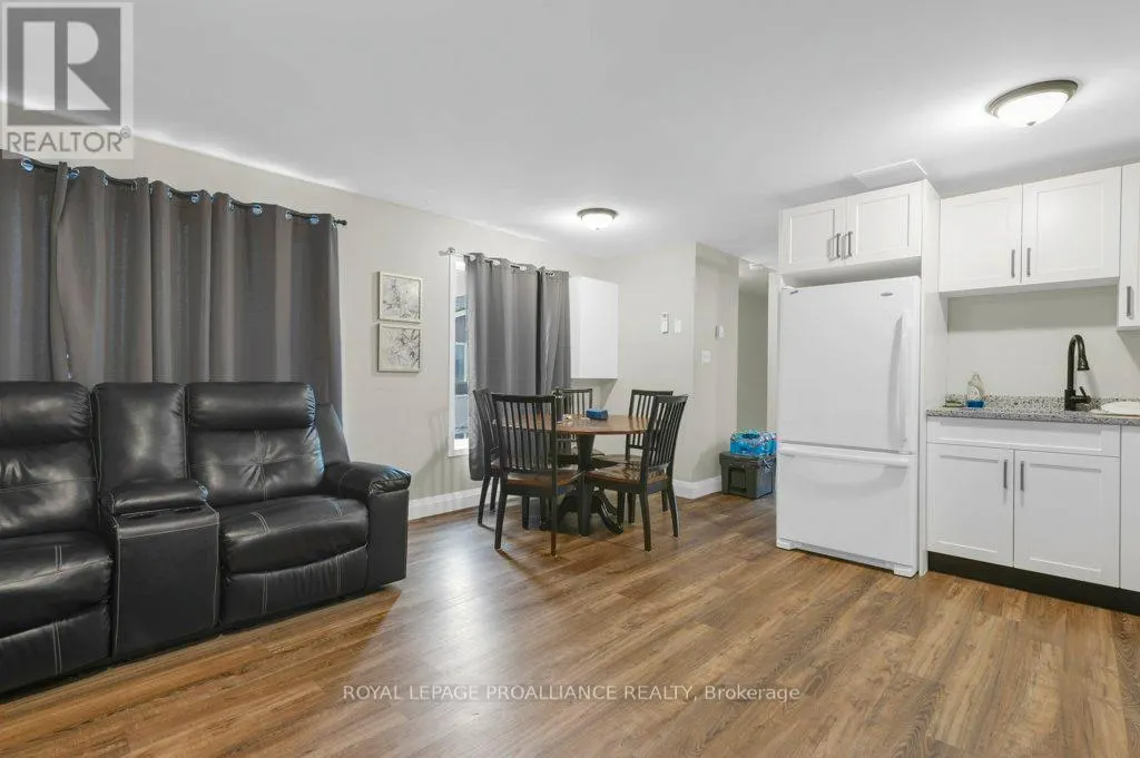 6 - 400 W FRONT STREET, #6
