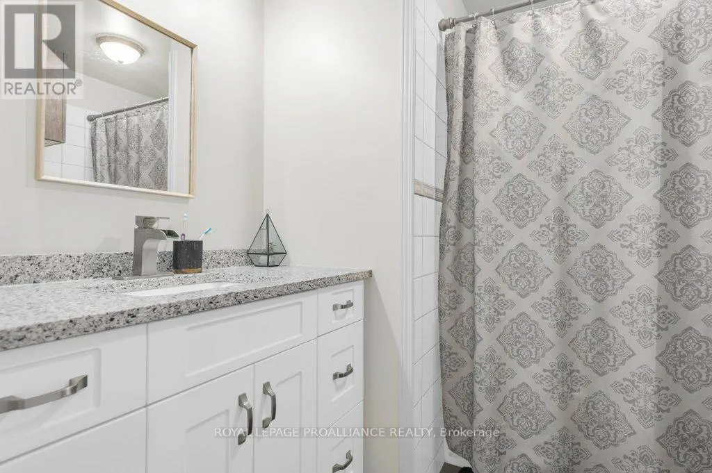 6 - 400 W FRONT STREET, #6