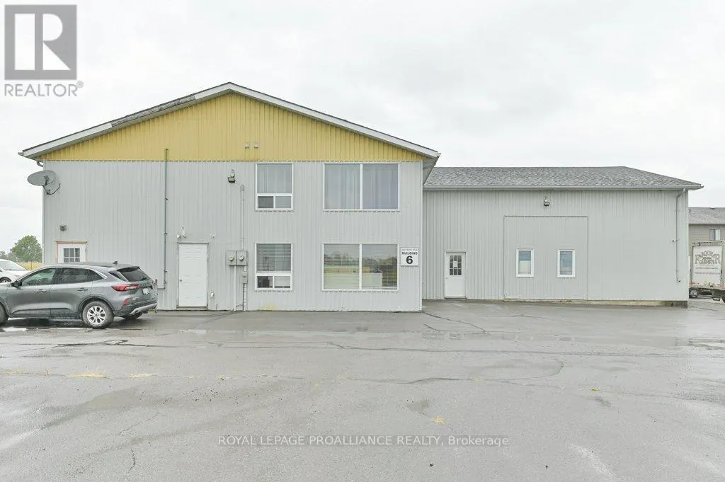6 - 400 W FRONT STREET, #6