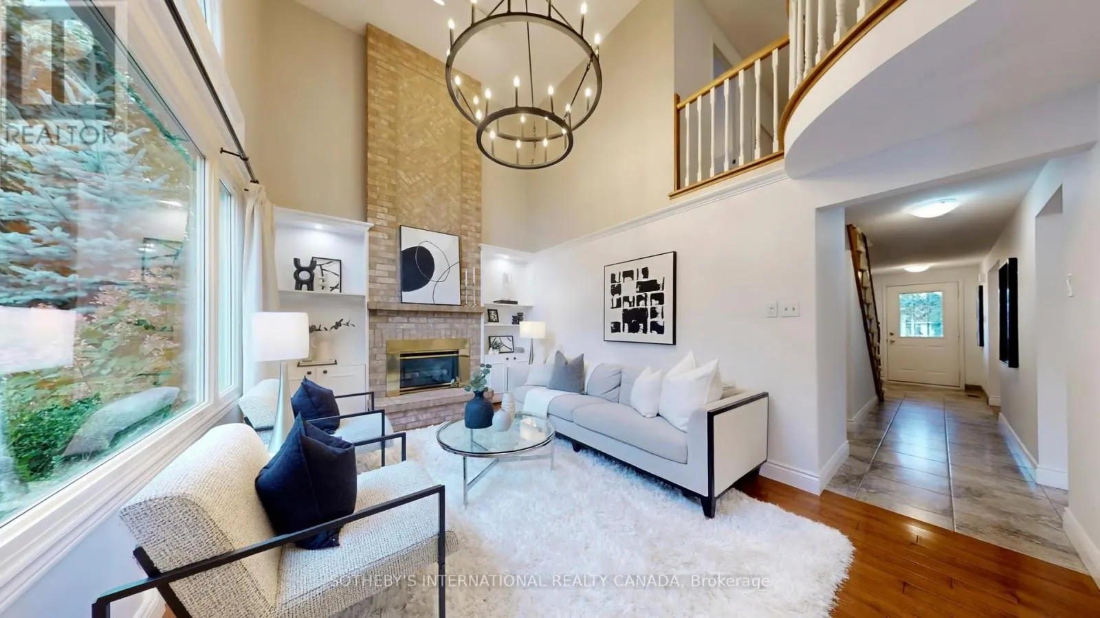 218 DORCHESTER PLACE