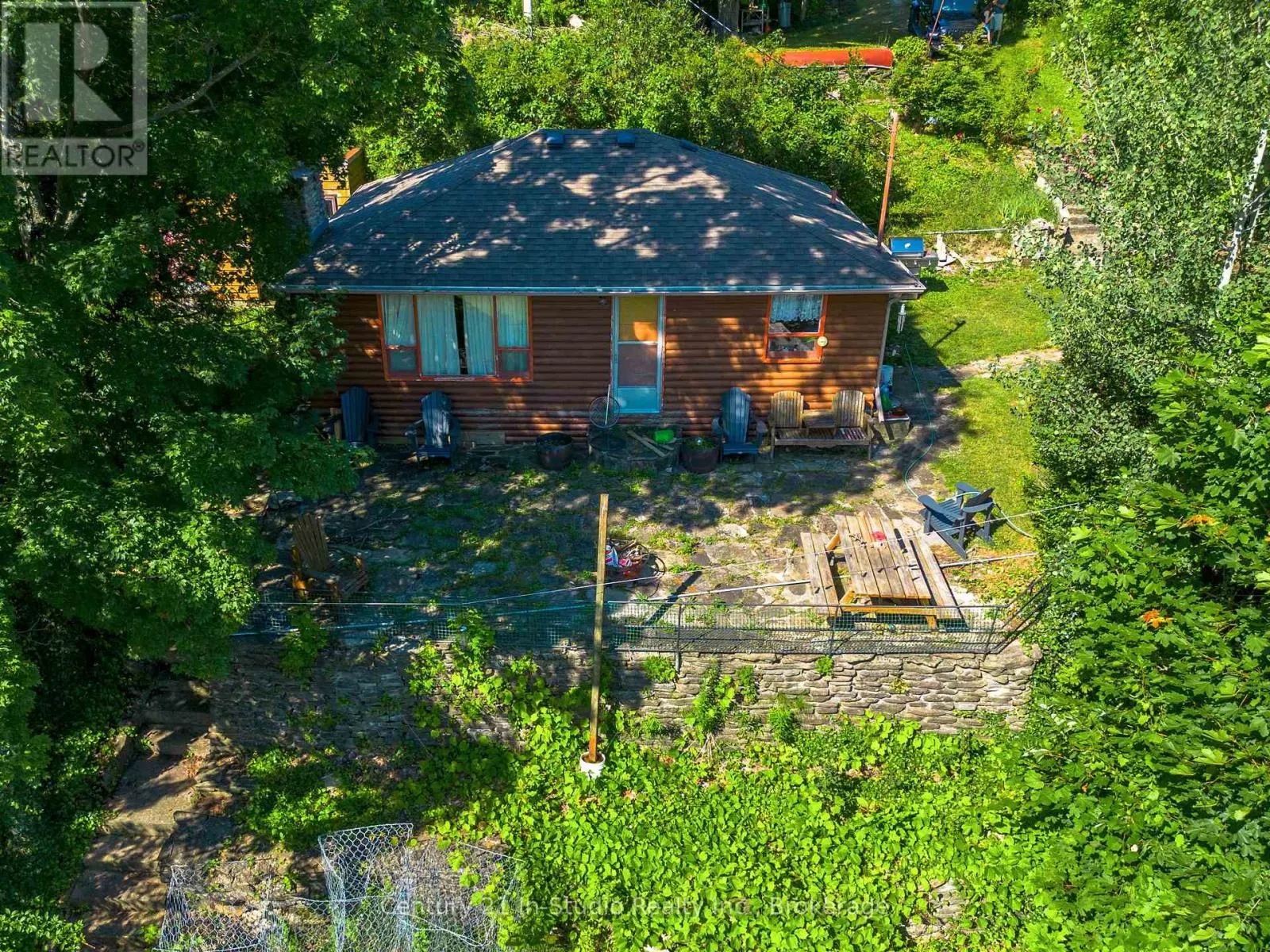 504725 GREY 1 ROAD
