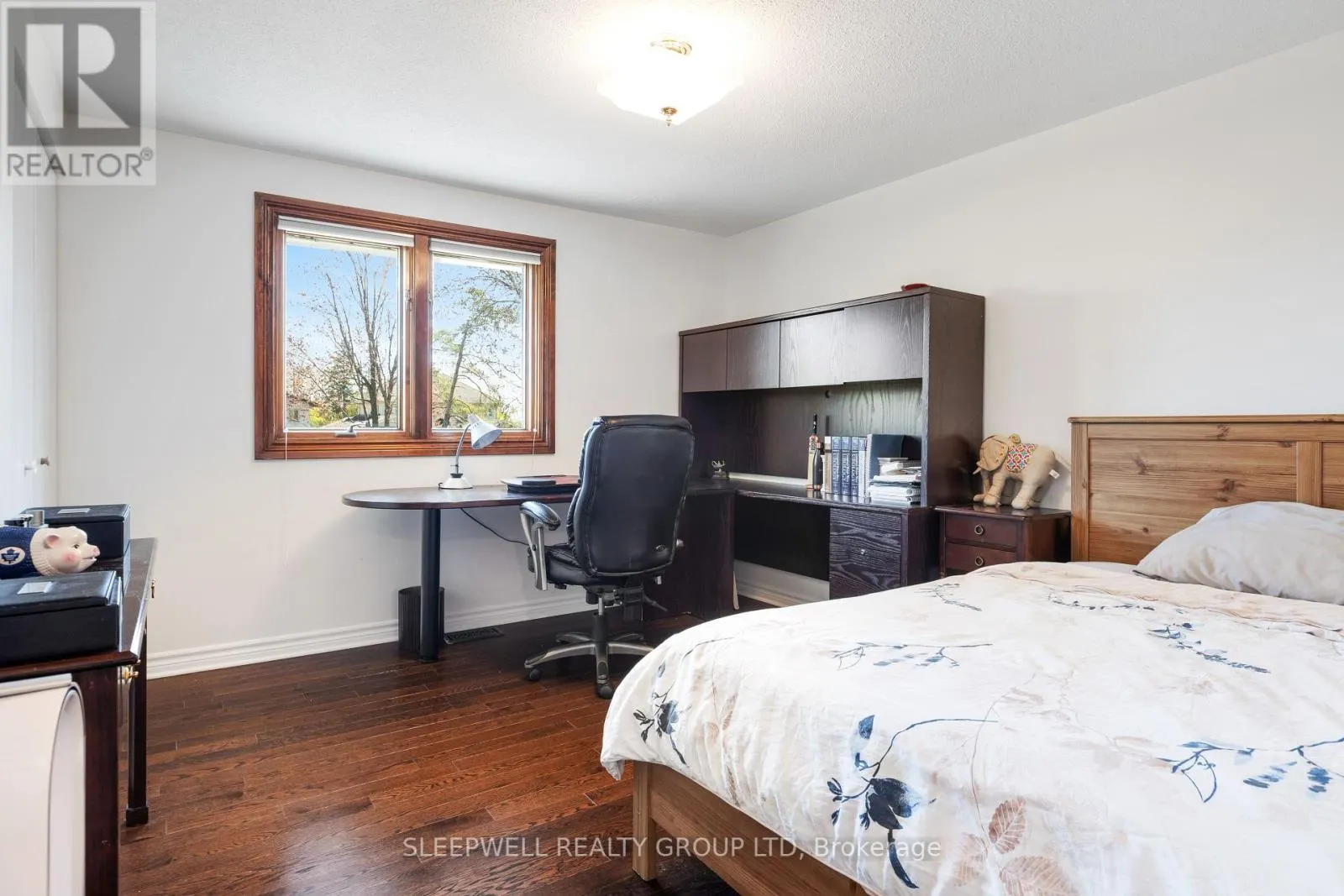 1545 PRINCE OF WALES DRIVE