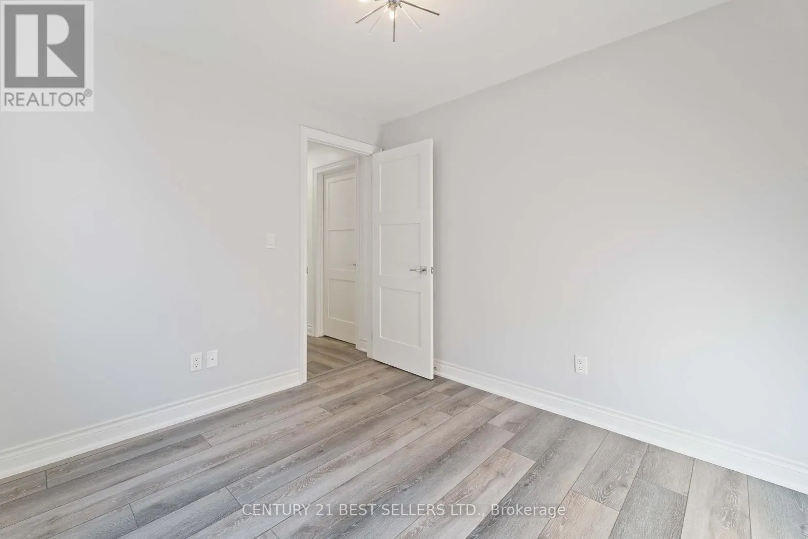 599 BEACH BOULEVARD