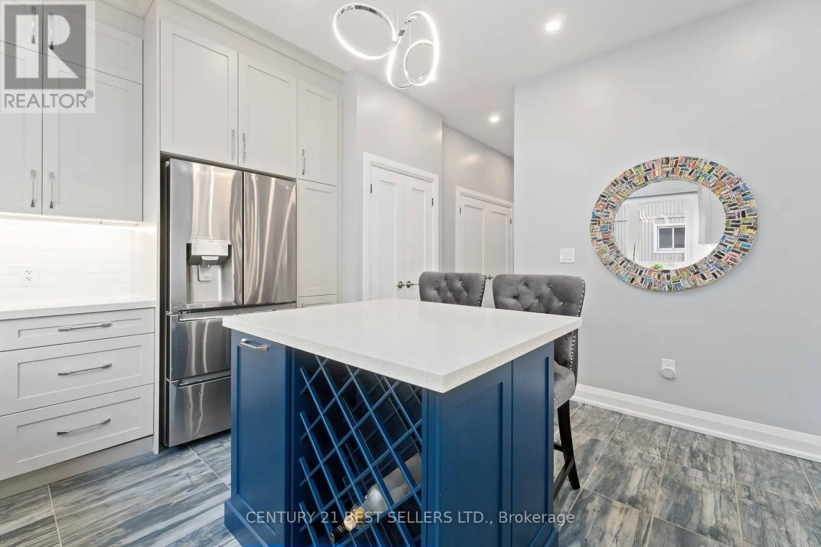 599 BEACH BOULEVARD
