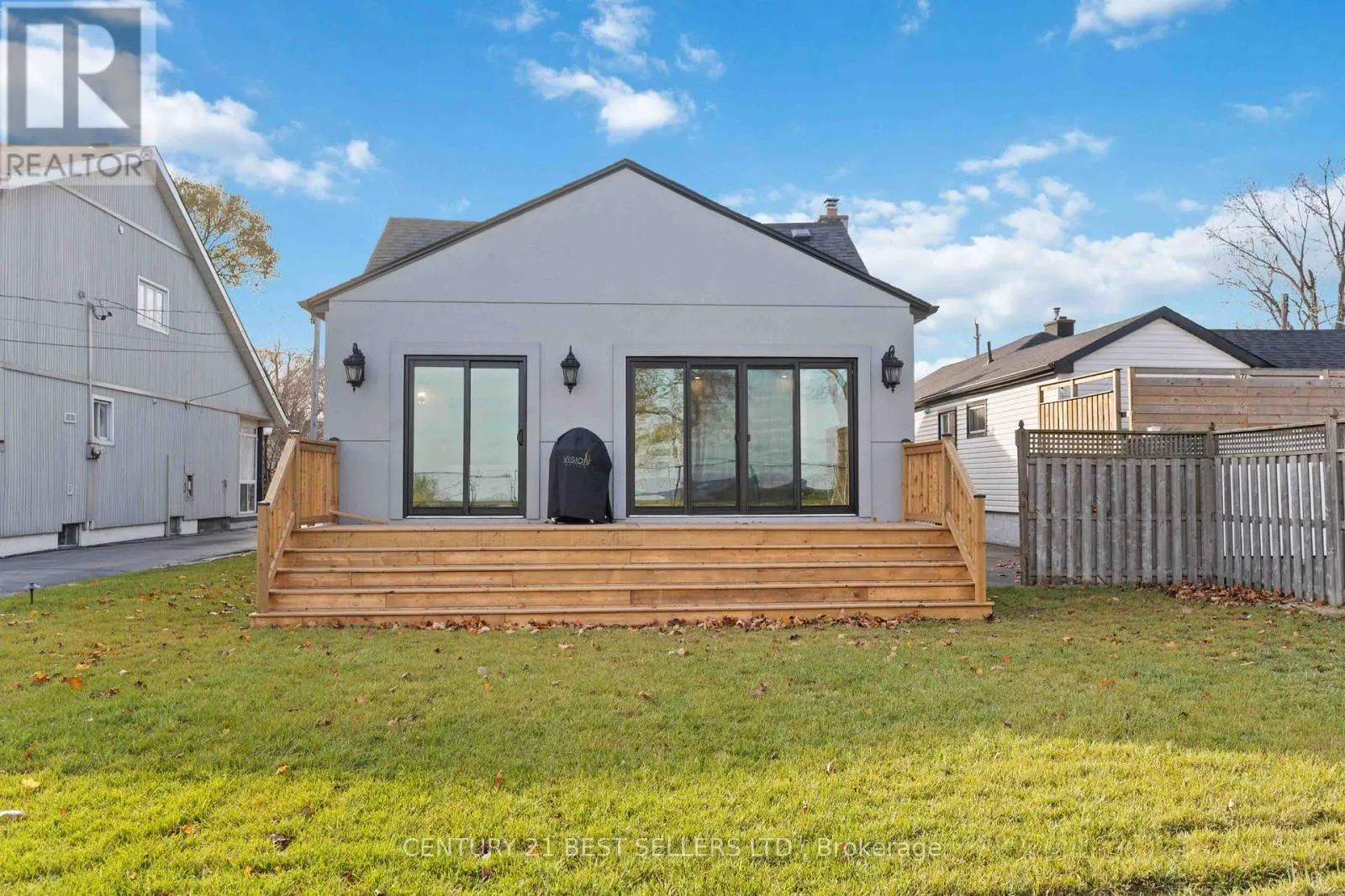 599 BEACH BOULEVARD