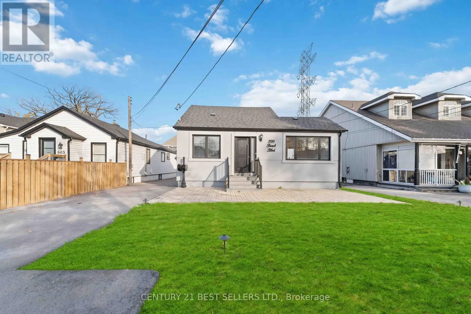 599 BEACH BOULEVARD