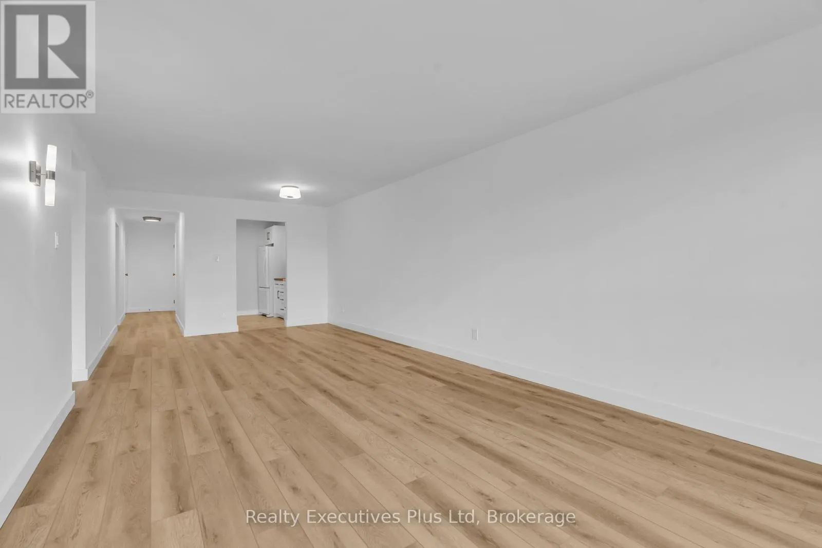 902 - 358 WATERLOO AVENUE, #902