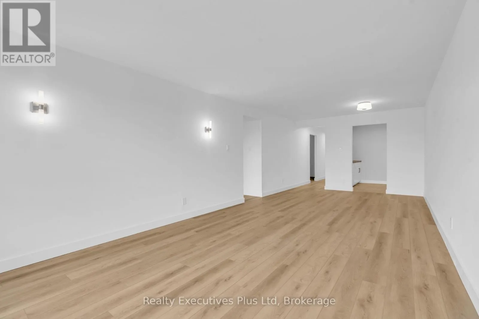 902 - 358 WATERLOO AVENUE, #902