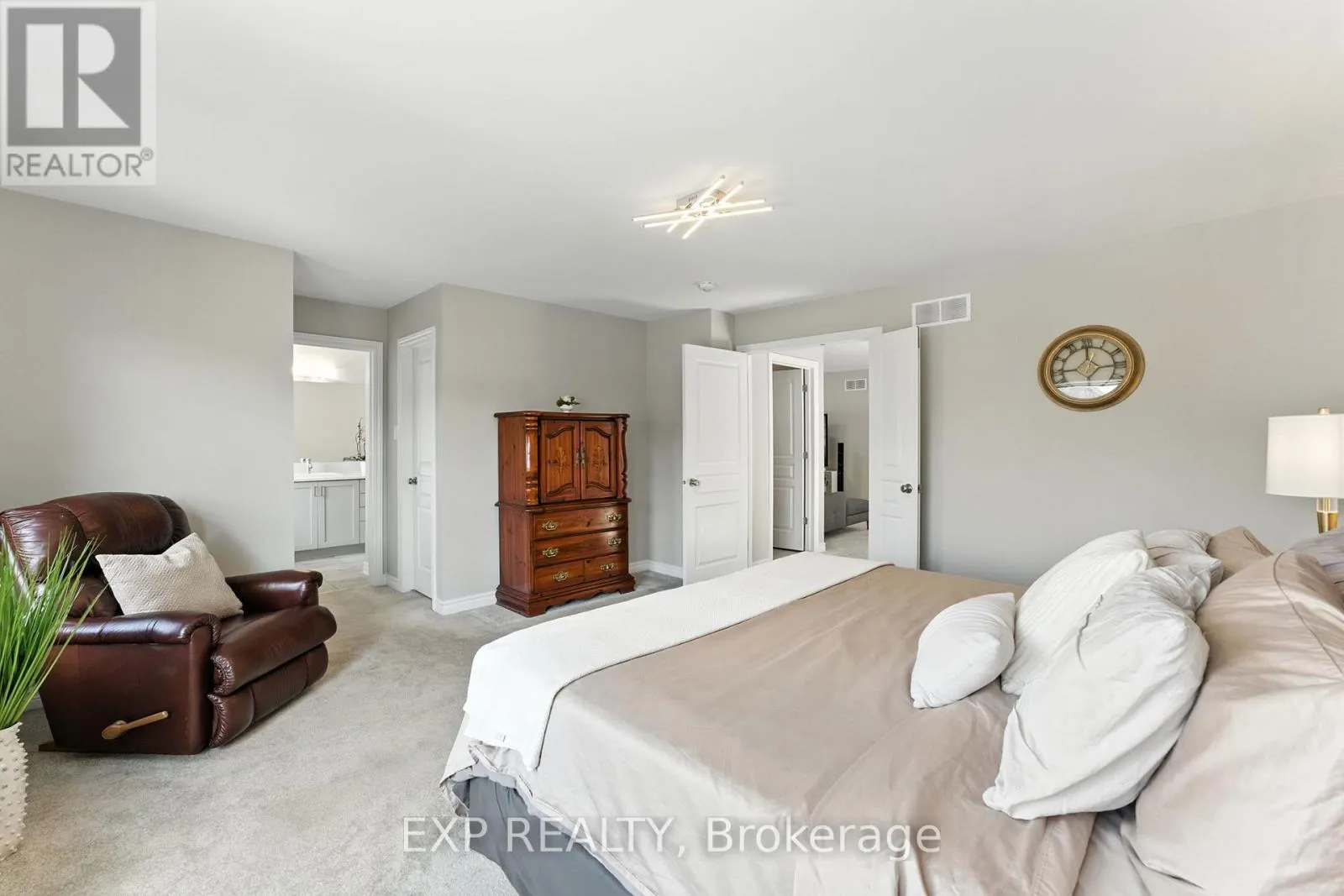 68 PALFREY WAY