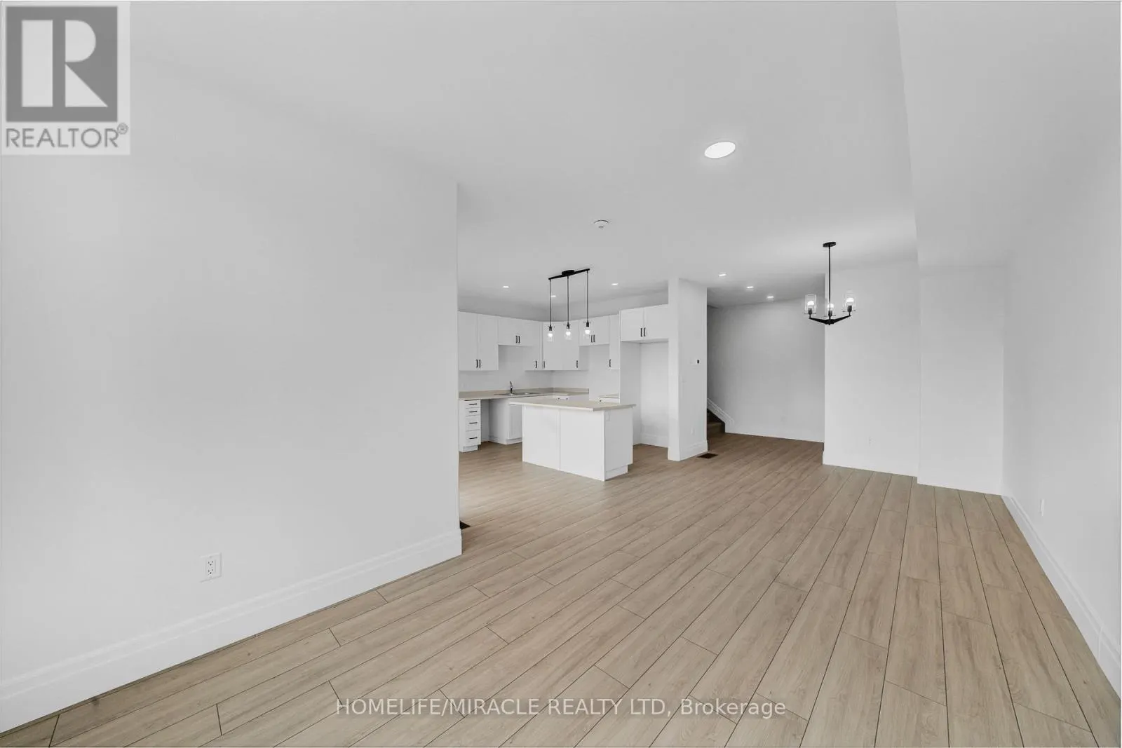 43 MARKLAND AVENUE