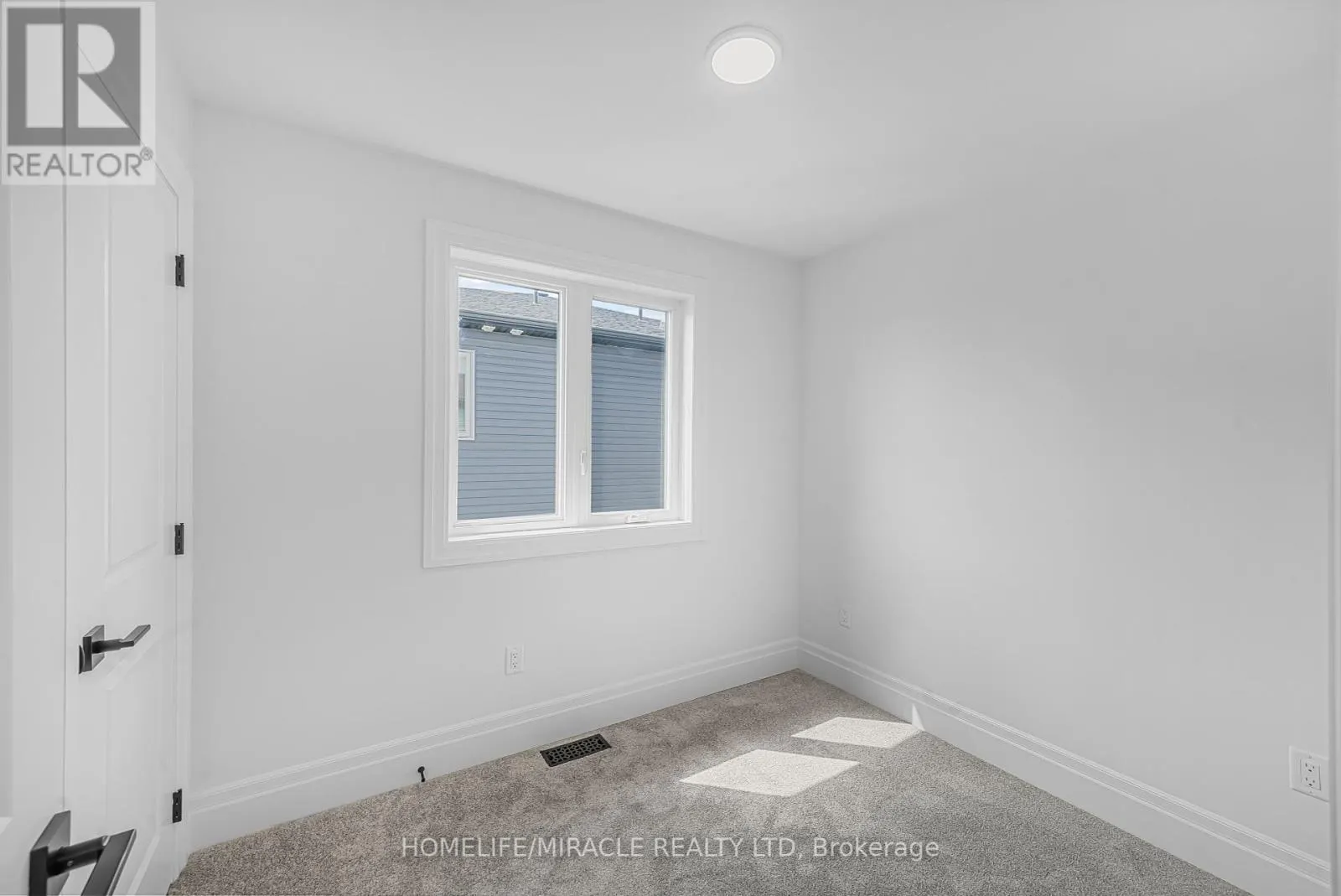 43 MARKLAND AVENUE