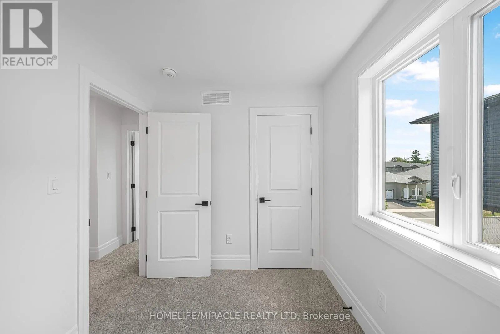 43 MARKLAND AVENUE