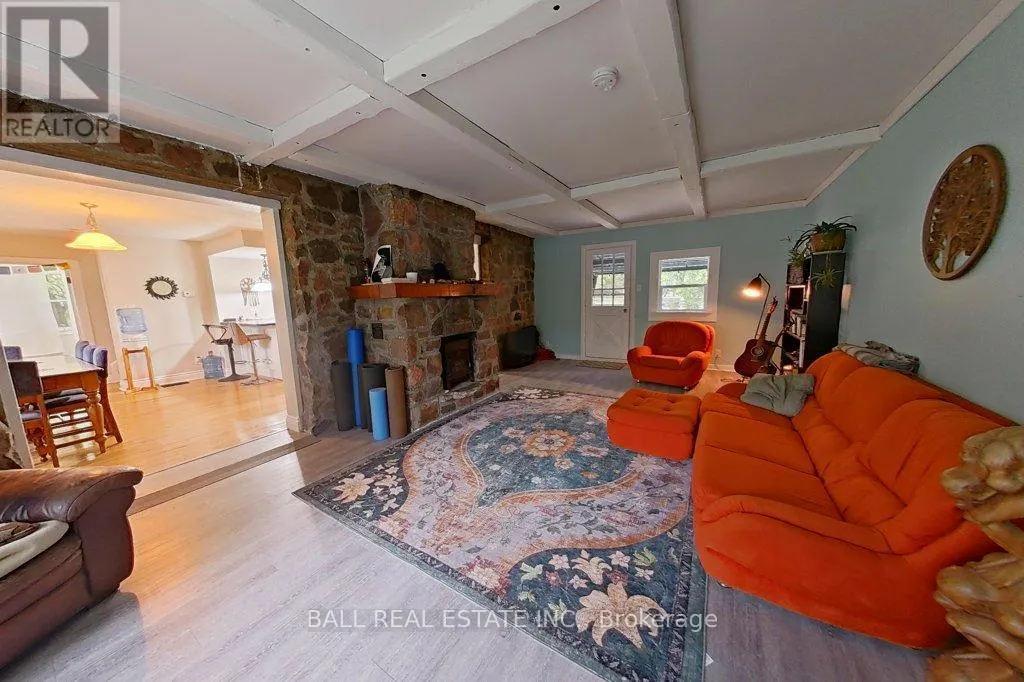 2056 YOUNG'S POINT ROAD