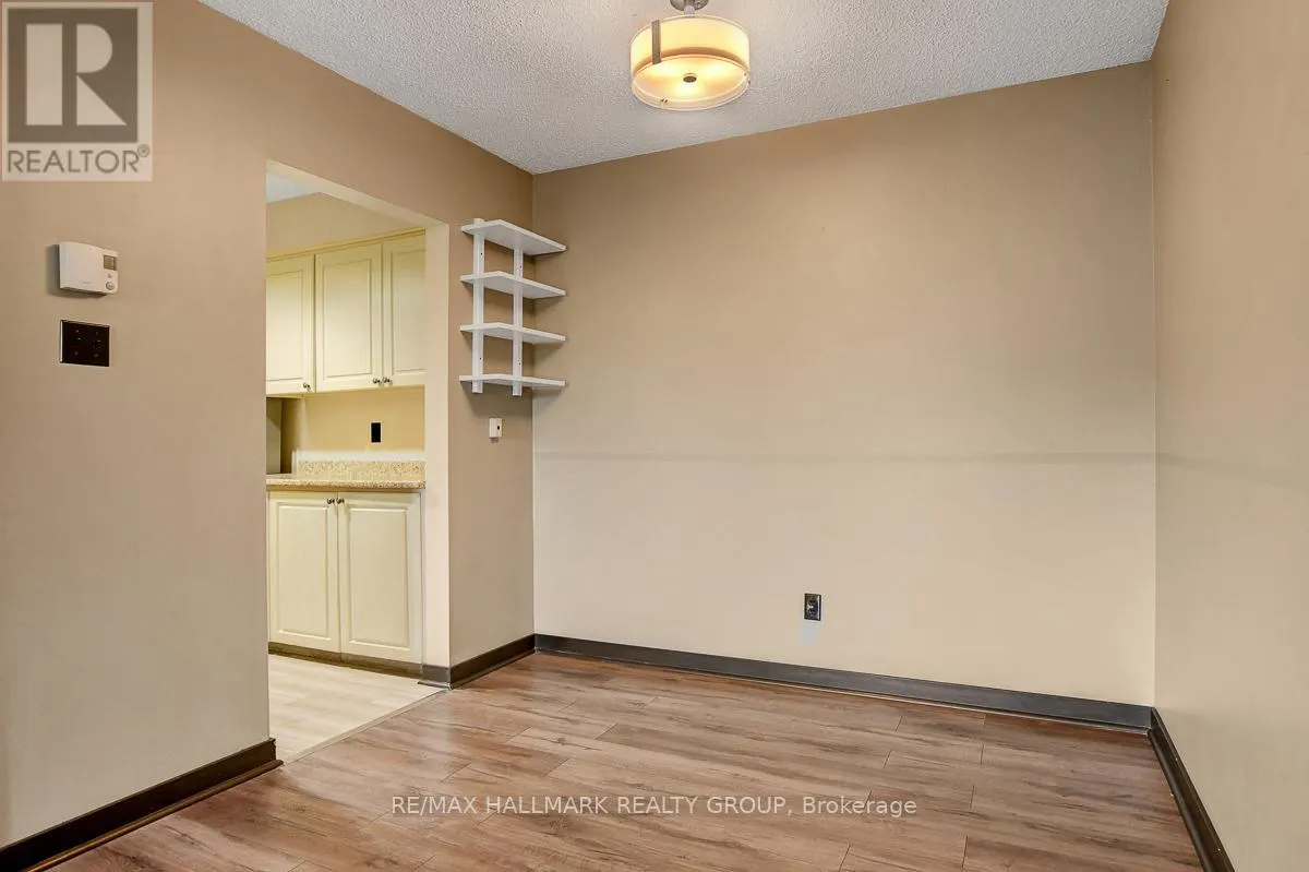 401C - 2041 ARROWSMITH DRIVE