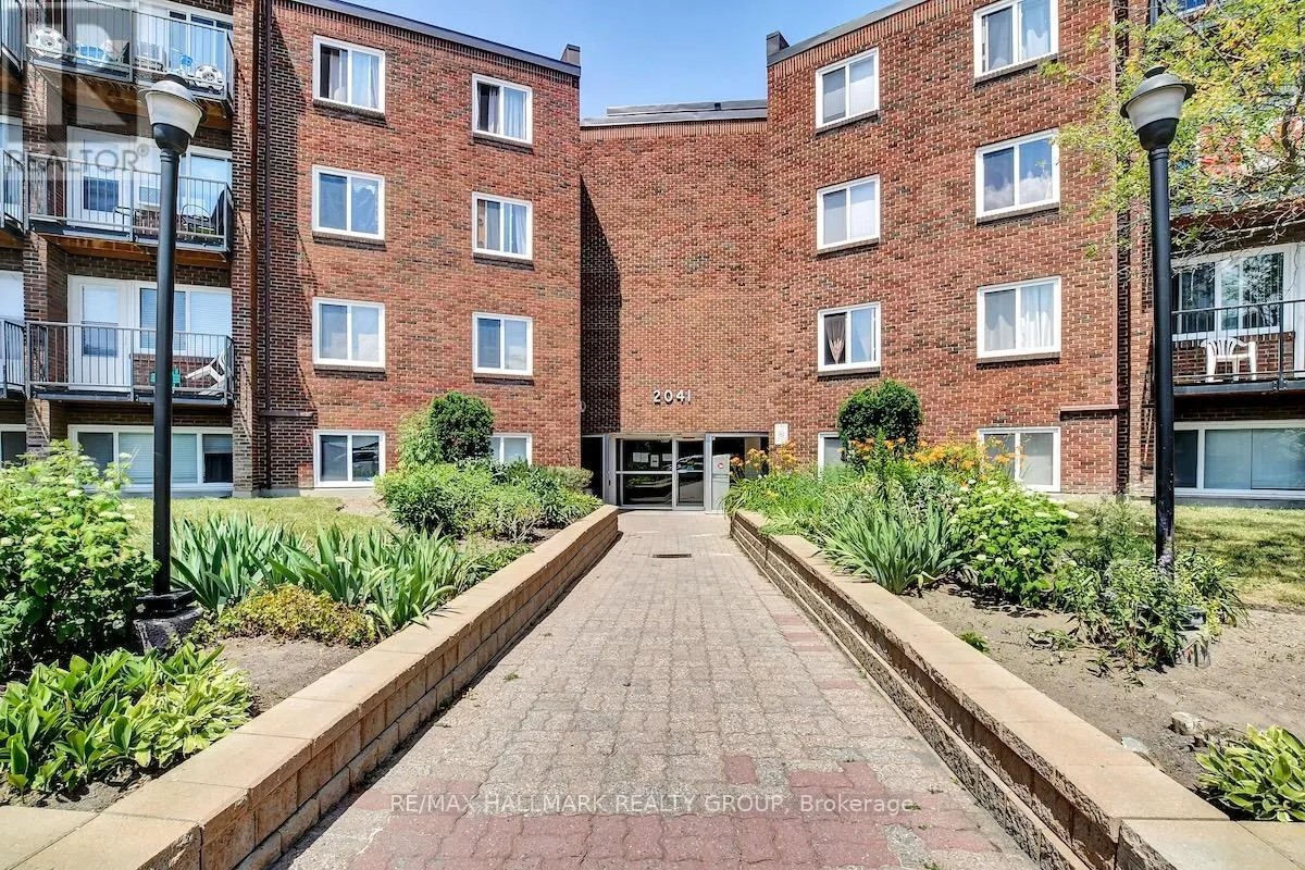 401C - 2041 ARROWSMITH DRIVE
