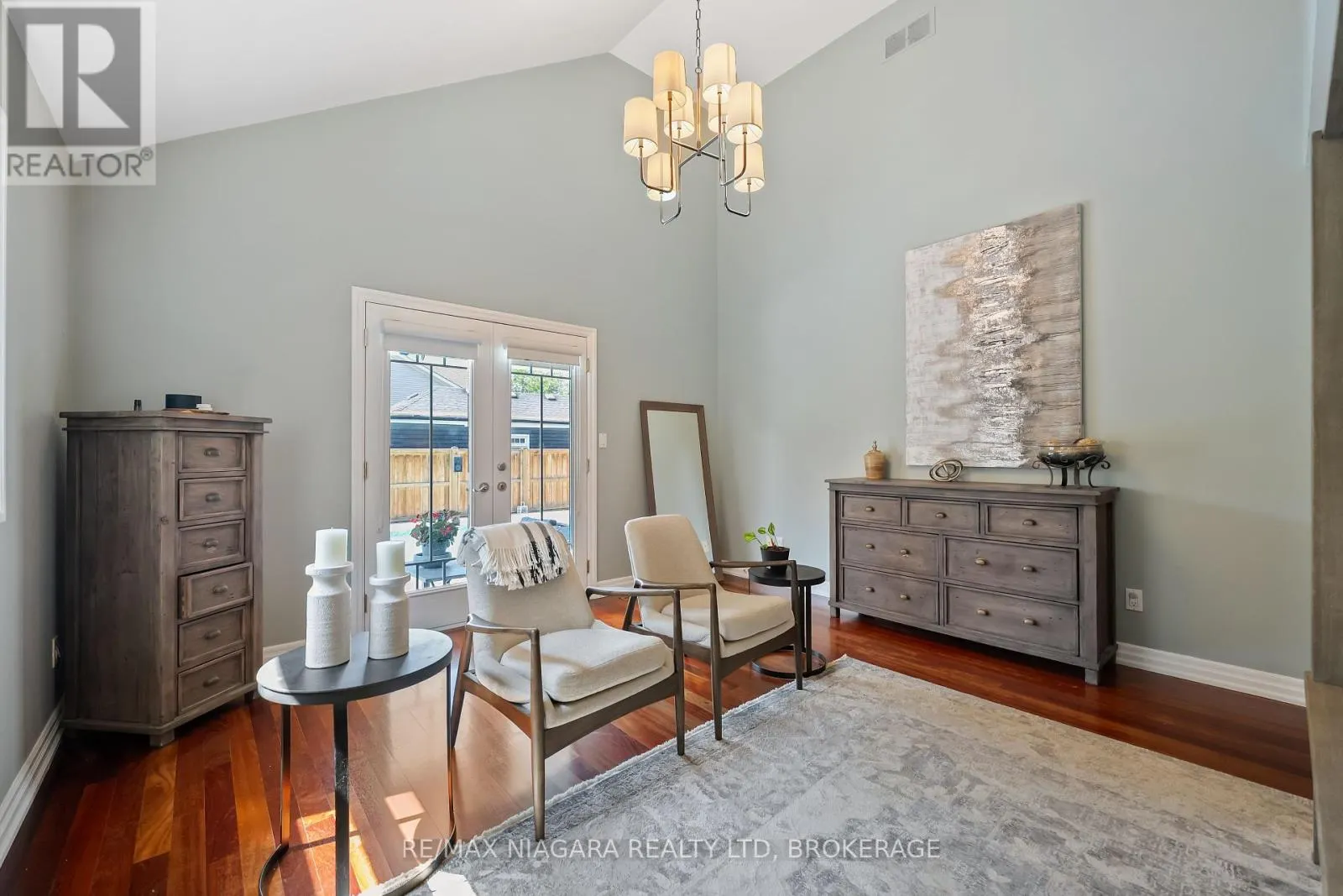 1 GRAHAM AVENUE