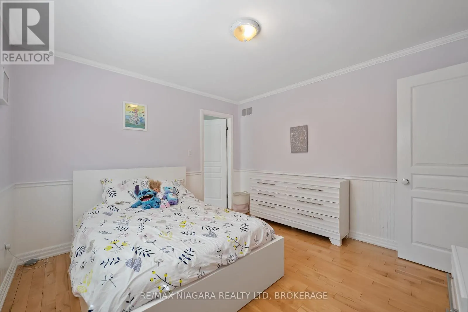 1 GRAHAM AVENUE