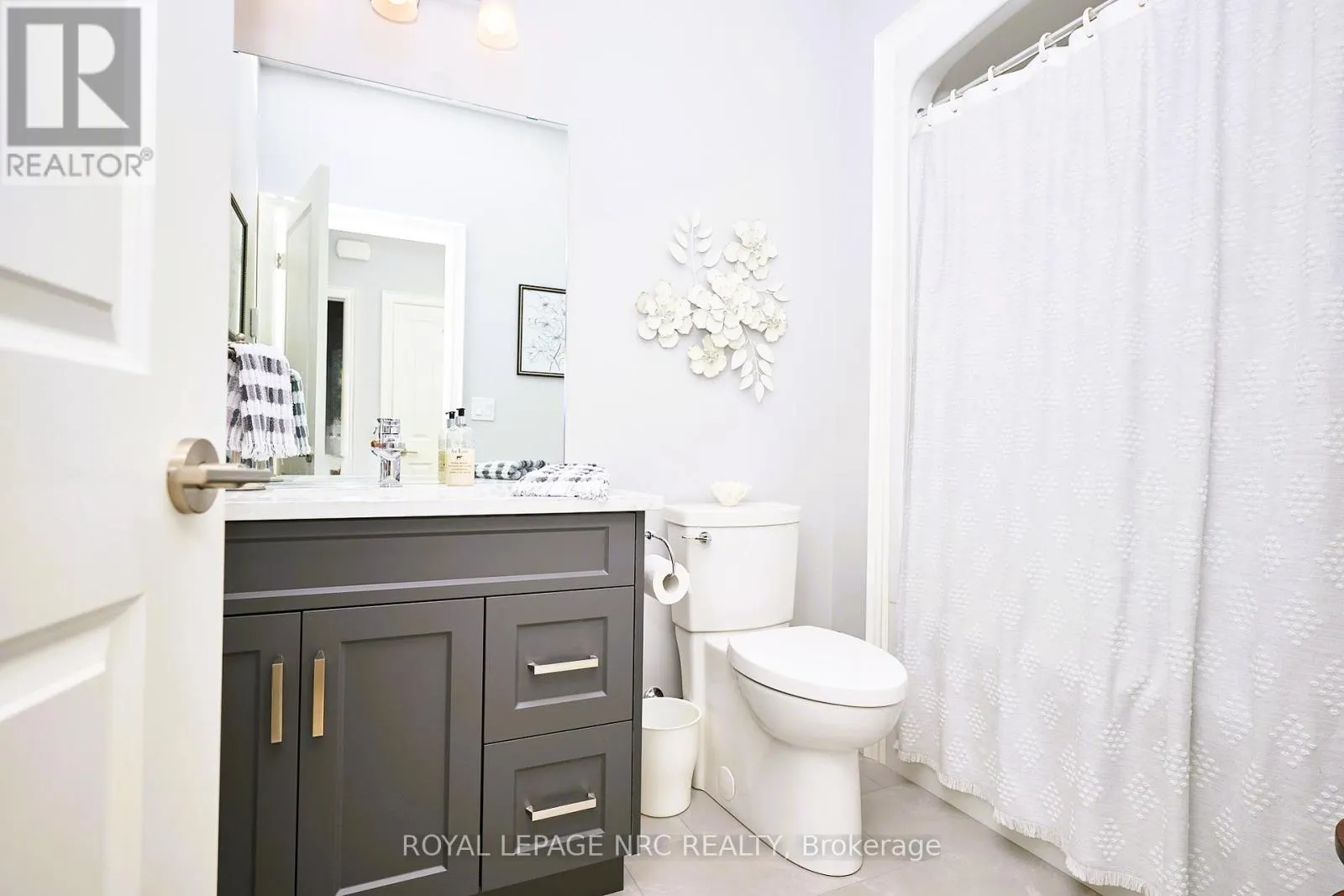 54 - 154 PORT ROBINSON ROAD, #54