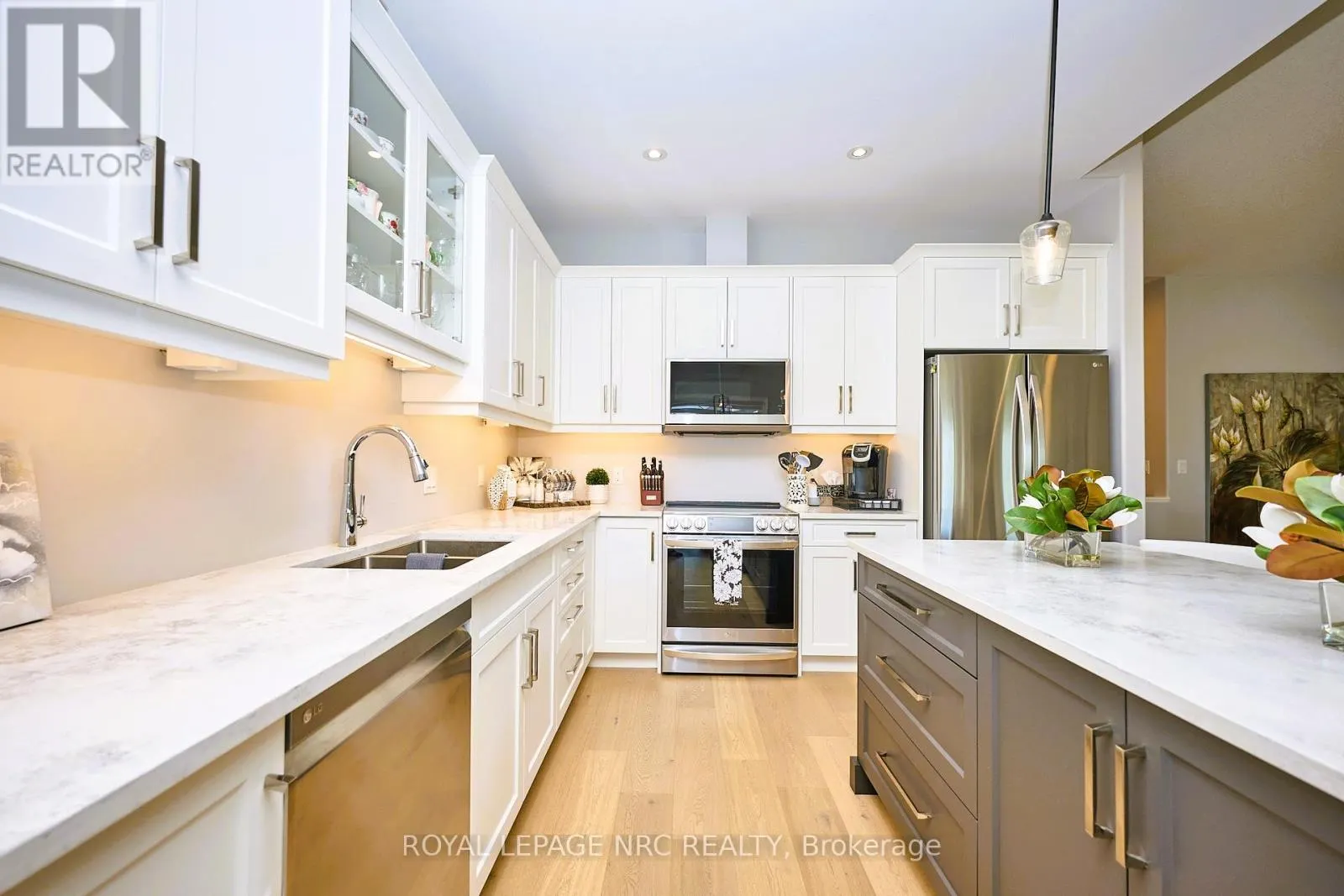 54 - 154 PORT ROBINSON ROAD, #54