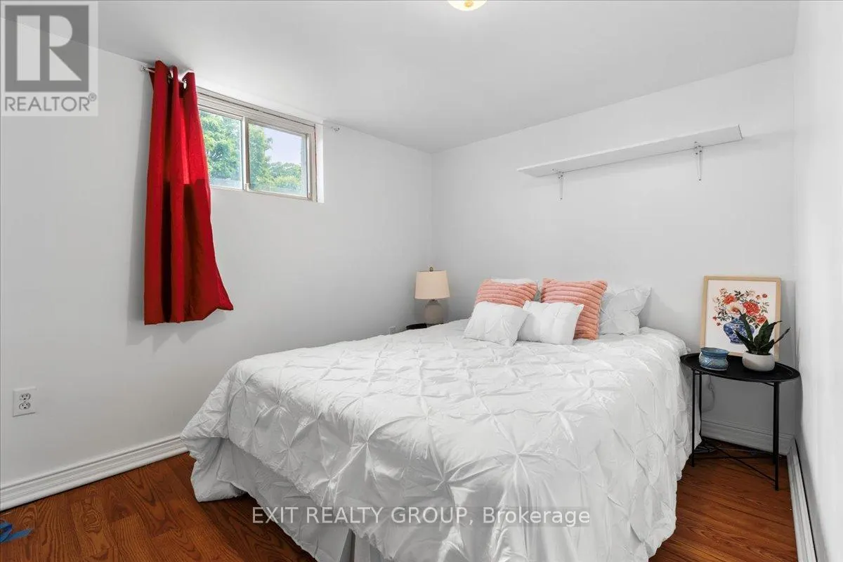 29 BARRY ROAD