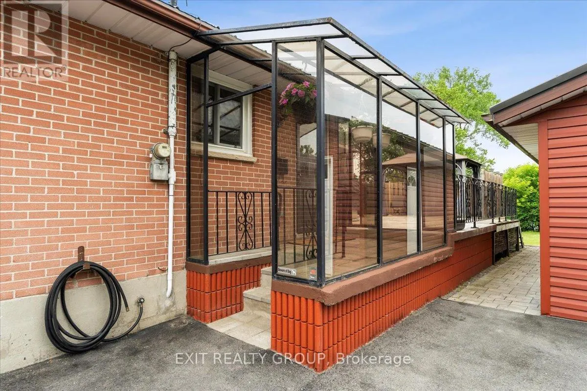 29 BARRY ROAD