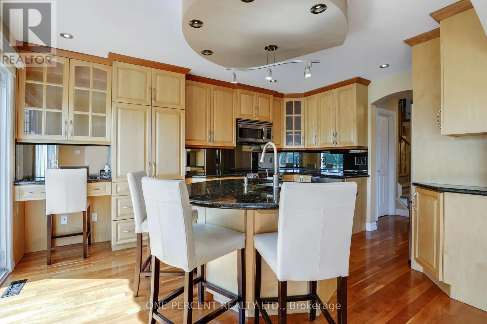 29 WINDEYER CRESCENT