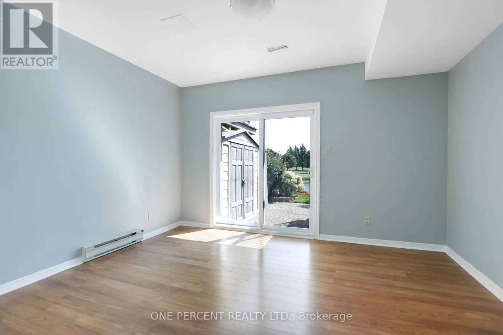 29 WINDEYER CRESCENT