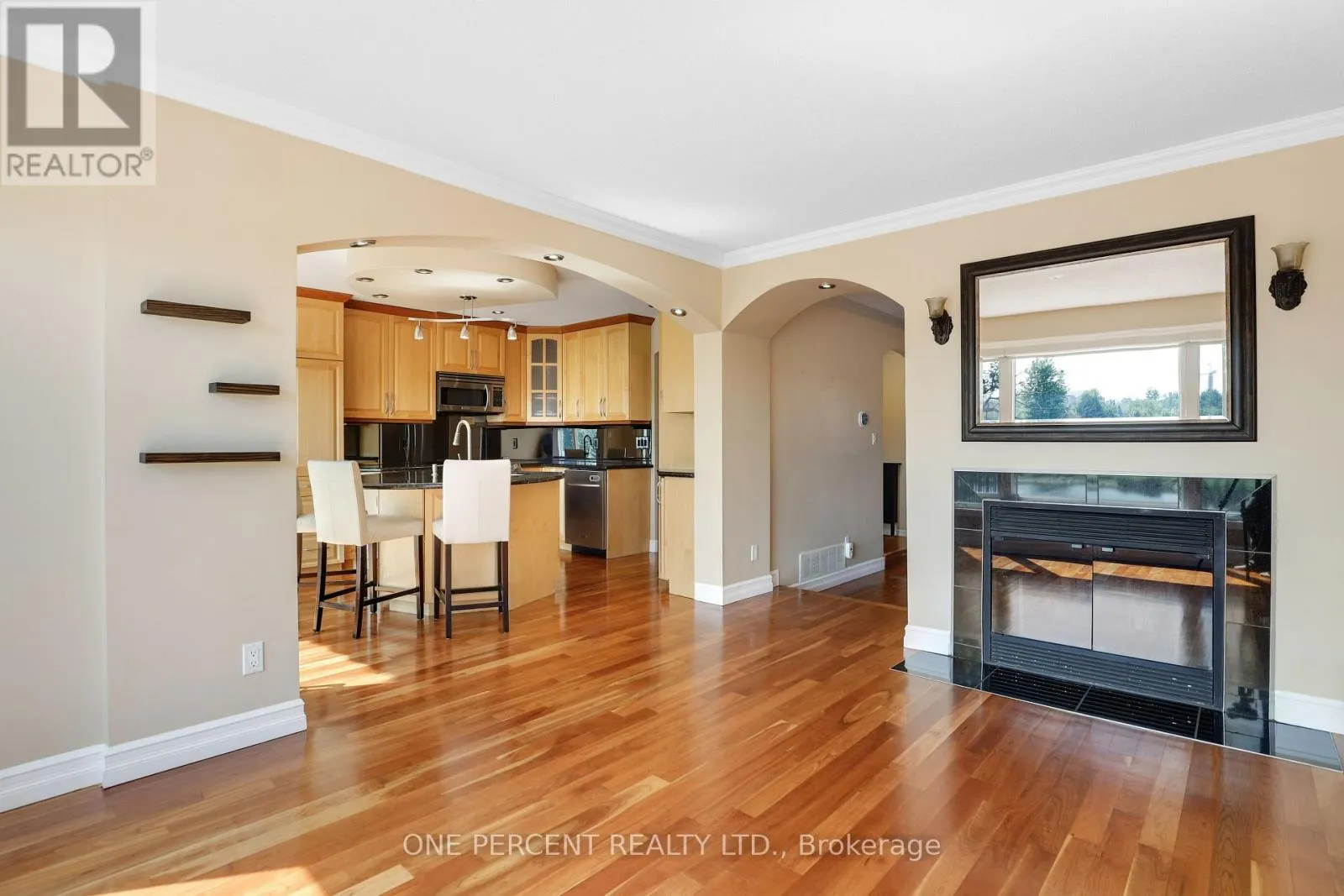 29 WINDEYER CRESCENT