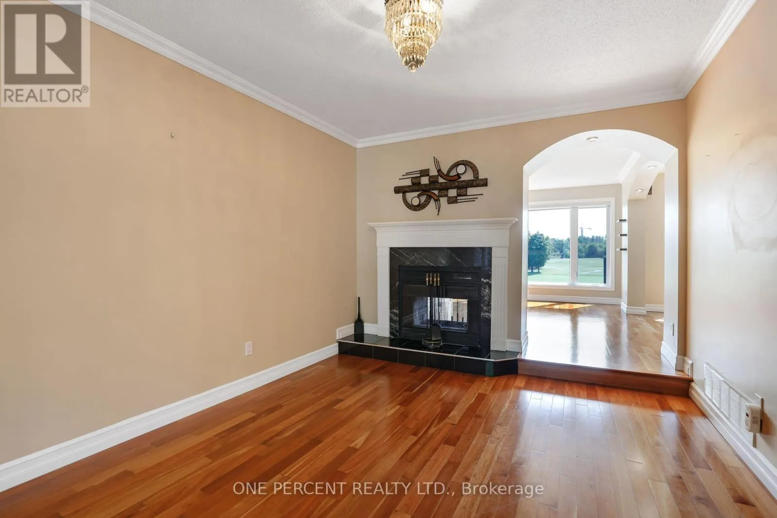 29 WINDEYER CRESCENT
