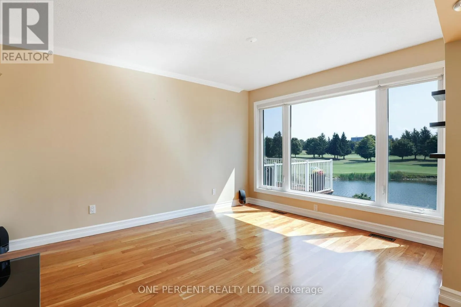 29 WINDEYER CRESCENT