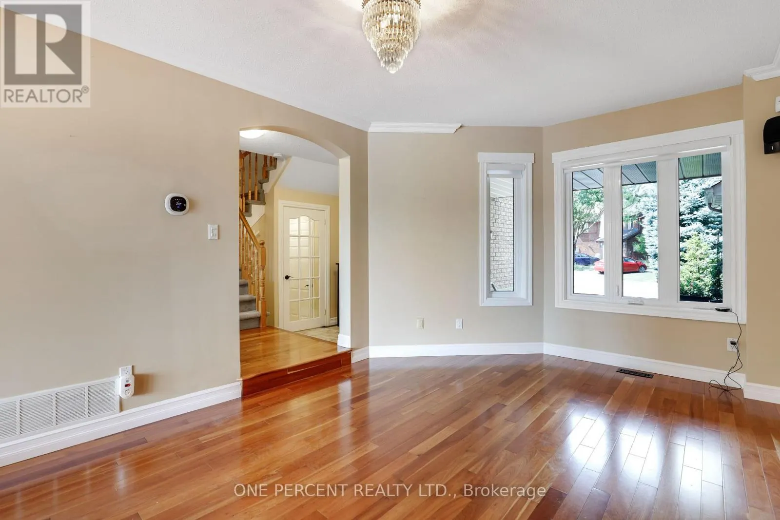 29 WINDEYER CRESCENT