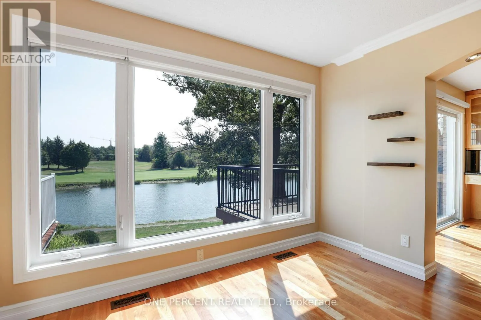 29 WINDEYER CRESCENT